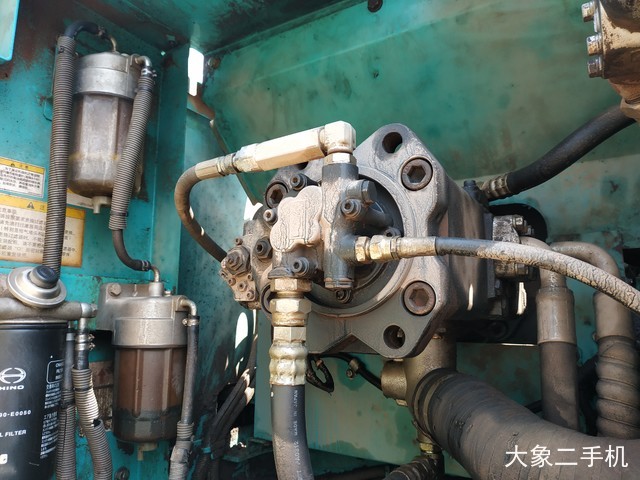 神钢 SK350LC-8 挖掘机