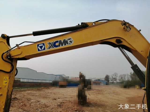 徐工 XE80C 挖掘机