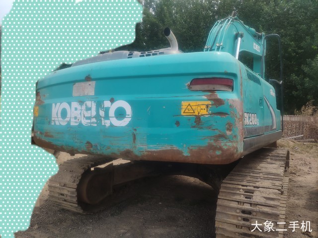 神钢 SK260LC-8 挖掘机