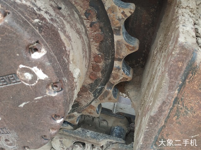 三一重工 SY215C 挖掘机