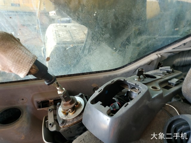 中联重科 ZE220ELC 挖掘机