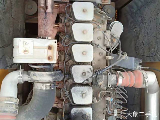 现代 R225LC-7 挖掘机