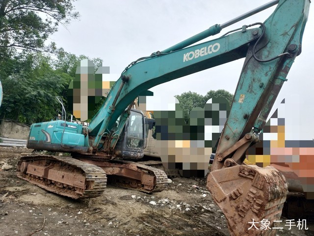 神钢 SK260LC-8 挖掘机