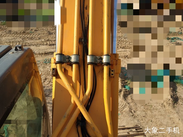 现代 R225LC-7 挖掘机