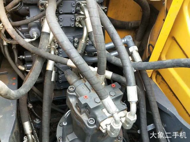 徐工 GR135 挖掘机