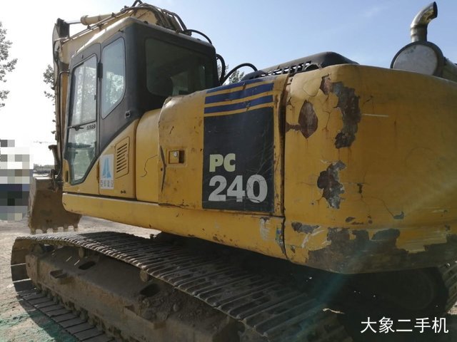 小松 PC220-7 挖掘机