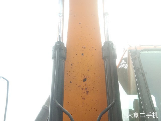 三一重工 SY285C 挖掘机