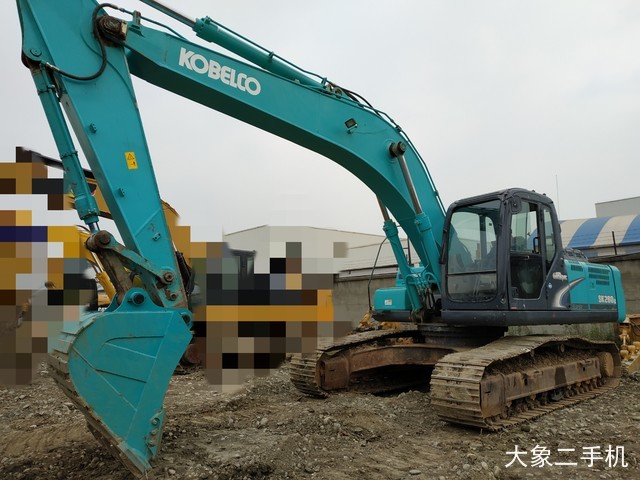 神钢 SK260LC-8 挖掘机