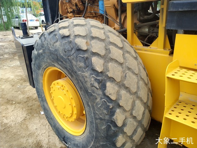 山推 SR22M 压路机