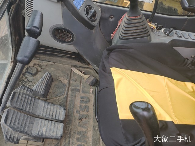 小松 PC60-8 挖掘机