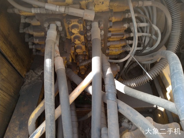 小松 PC240LC-8 挖掘机