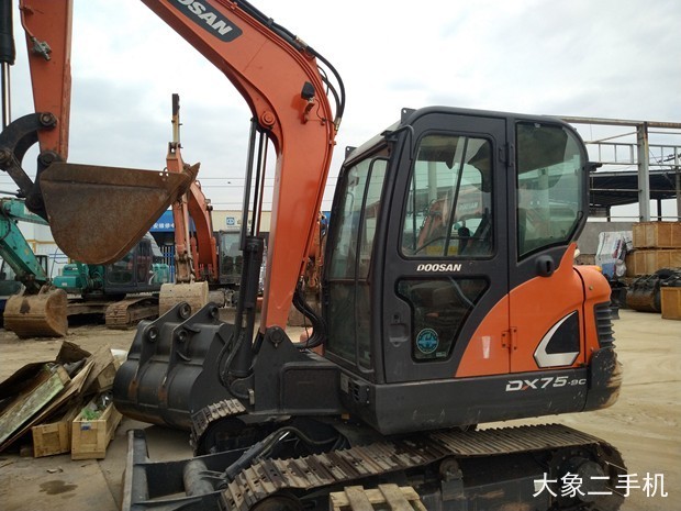 斗山 DX60-9C 挖掘机