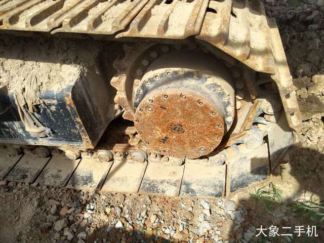三一重工 SY235C-8 挖掘机