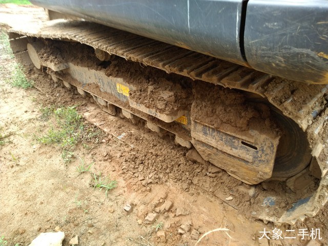 徐工 XE150D 挖掘机