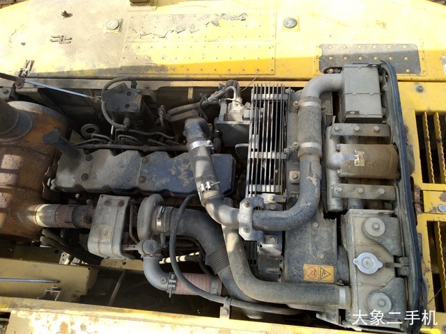 小松 PC240LC-8 挖掘机