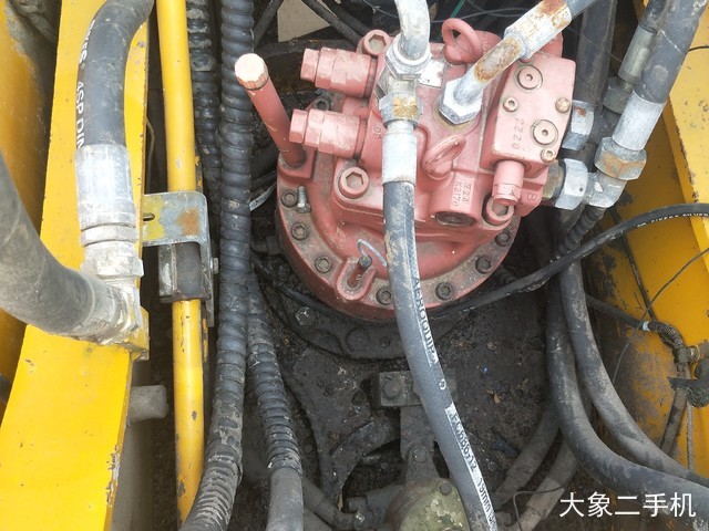 龙工 LG6225 挖掘机