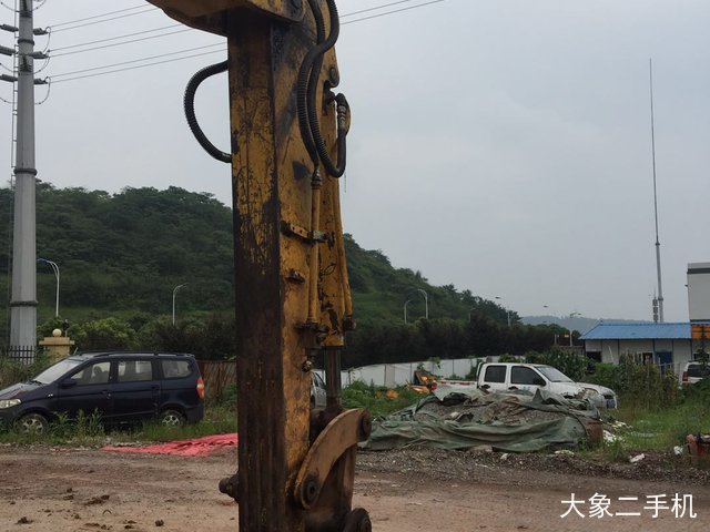 现代 R60-7 挖掘机