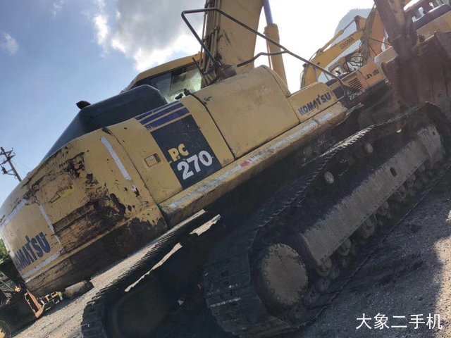 小松 PC270-7 挖掘机