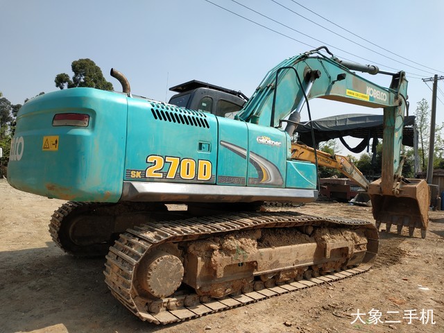 神钢 SK270D-8 挖掘机