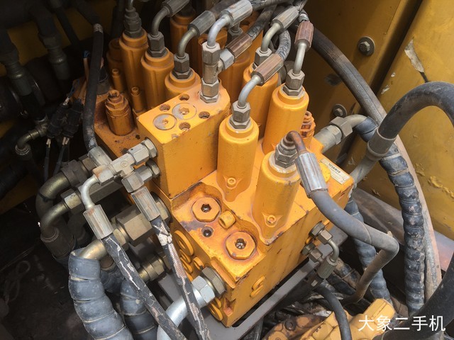 重庆勤牛 QNL150 挖掘机