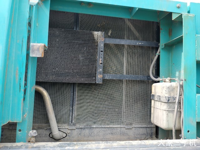 神钢 SK380D-8 挖掘机