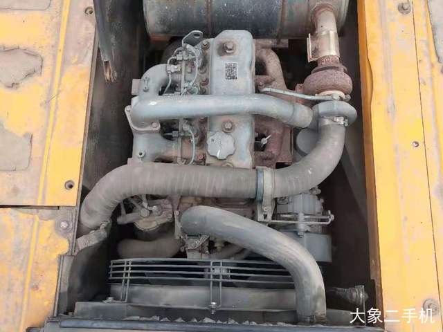 三一重工 SY135C-8 挖掘机