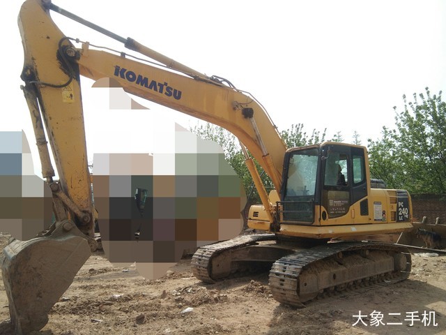 小松 PC210LC-8 挖掘机