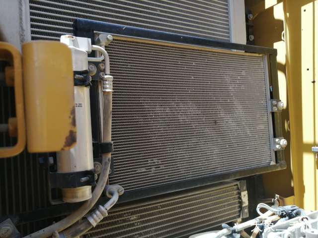 卡特彼勒 320DL液压 挖掘机