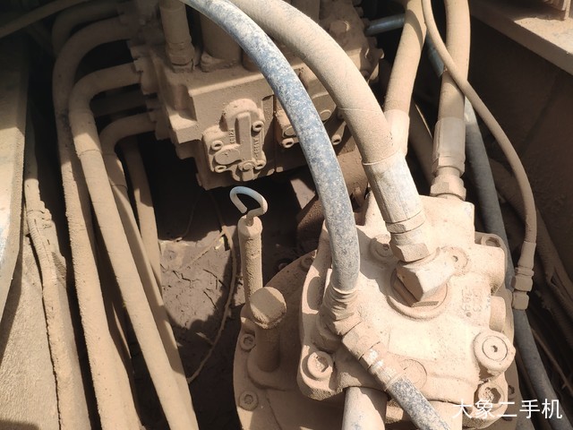 神钢 SK250-8 挖掘机