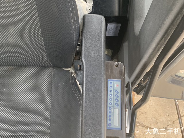 三一重工 SY215C-10 挖掘机