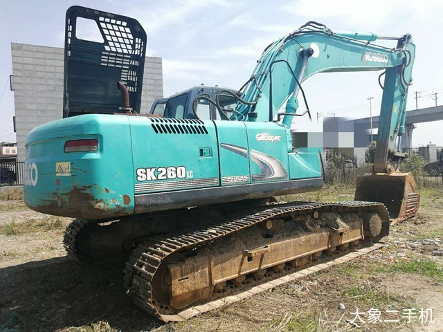 神钢 SK260LC-8 挖掘机