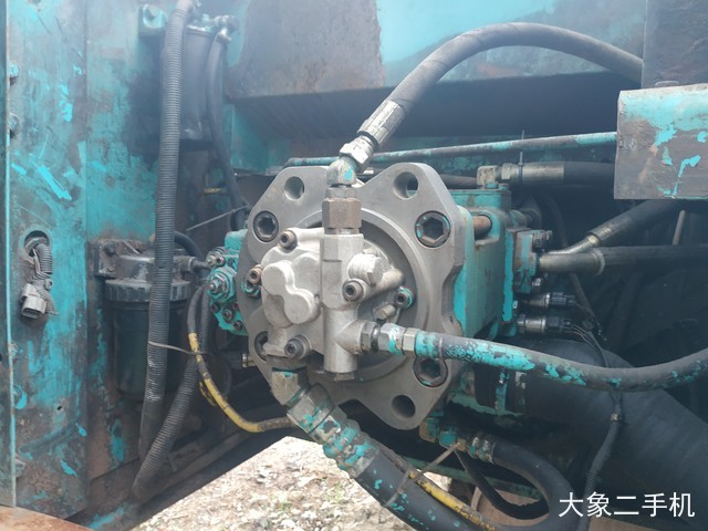 神钢 SK230LC 挖掘机