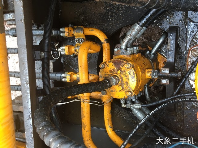 三一重工 SY235C 挖掘机