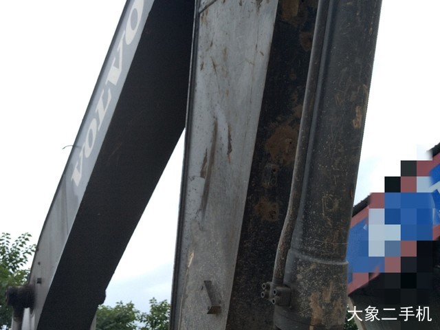 沃尔沃 EC210BLC 挖掘机