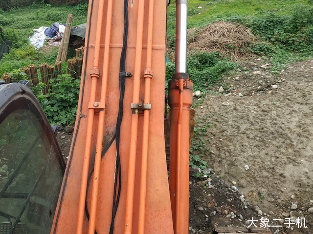 日立 ZX240LC-3 挖掘机