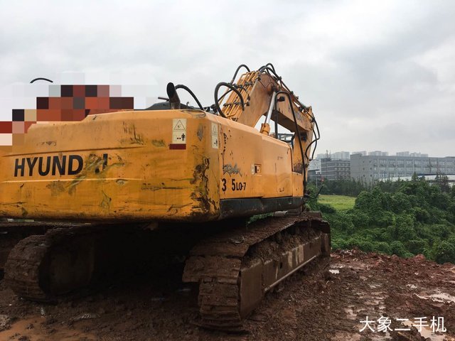 现代 R305LC-7 挖掘机