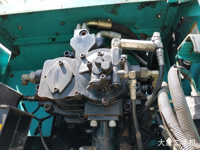 神钢 SK460-8 挖掘机