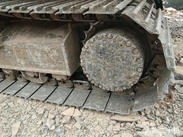 小松 PC240LC-8M0 挖掘机