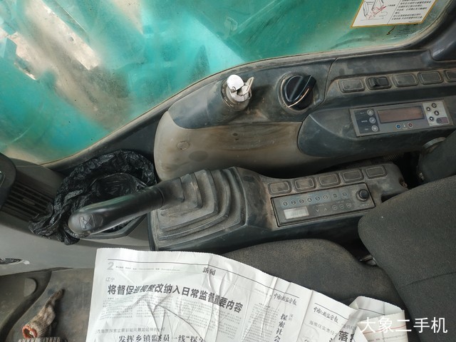 神钢 SK260LC-8 挖掘机