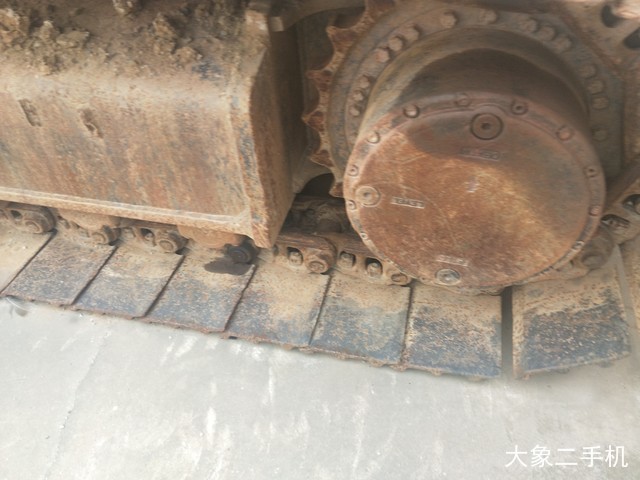 神钢 SK260LC-8 挖掘机