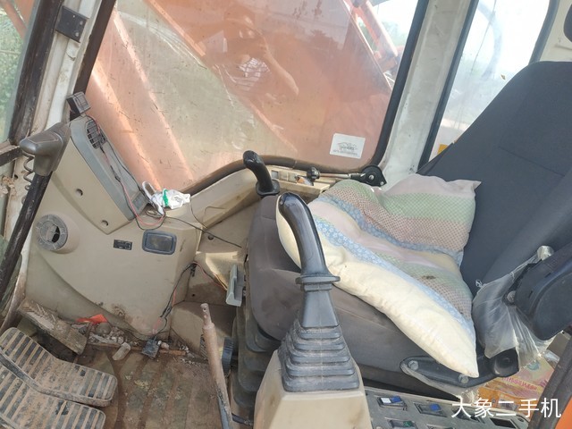 斗山 DH200-5 挖掘机