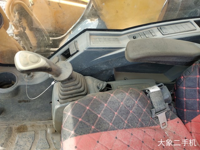 现代 R225LC-9 挖掘机