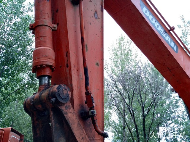 斗山 DH220LC-7 挖掘机