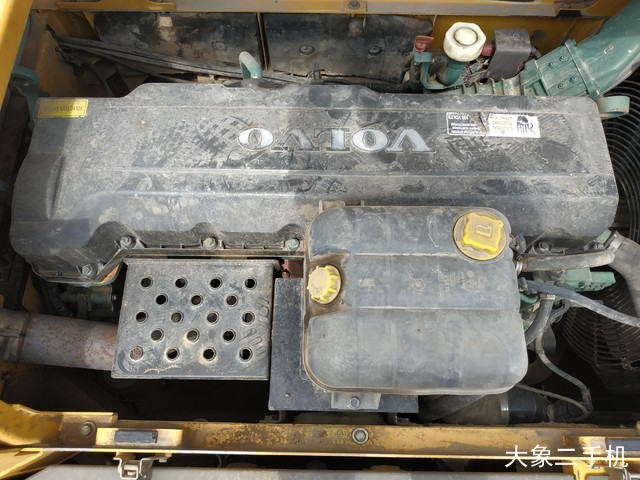 沃尔沃 EC480DL 挖掘机