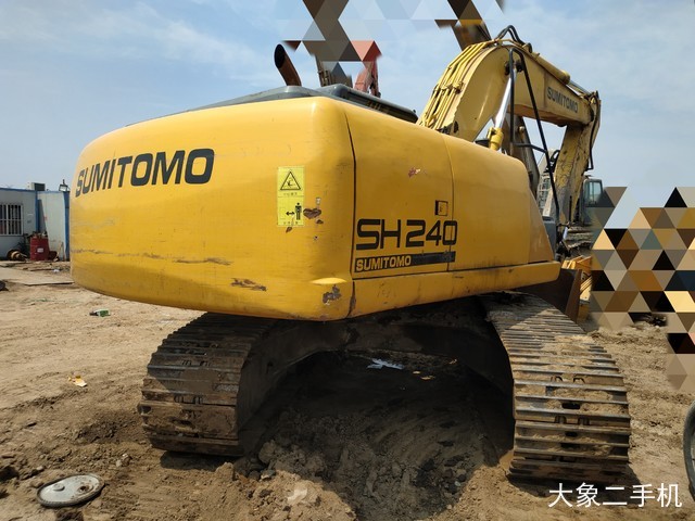 住友 SH210-5 挖掘机