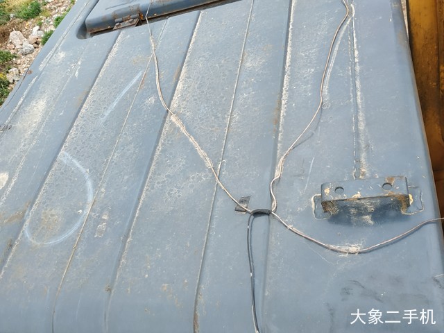 现代 R225LC-7 挖掘机