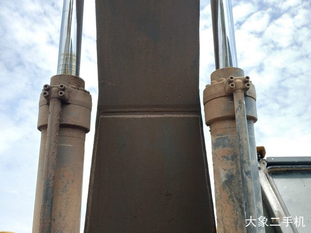 沃尔沃 EC480DL 挖掘机