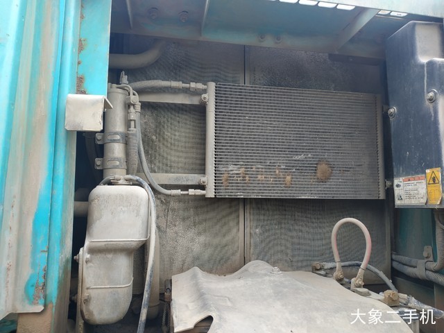 神钢 SK250-8 挖掘机