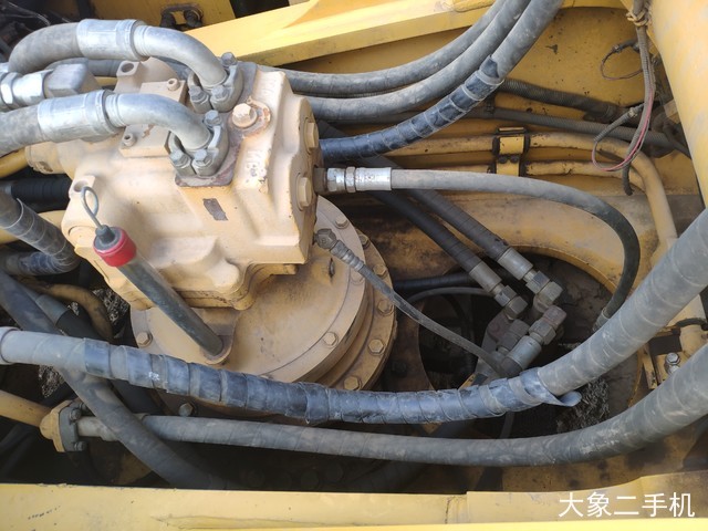 小松 PC300LC-8 挖掘机