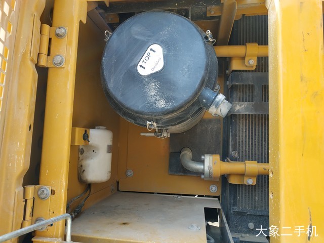 三一重工 SY215C 挖掘机